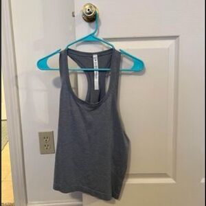 Lululemon tank
Swiftly Tech RB Tank
2.0 *Race